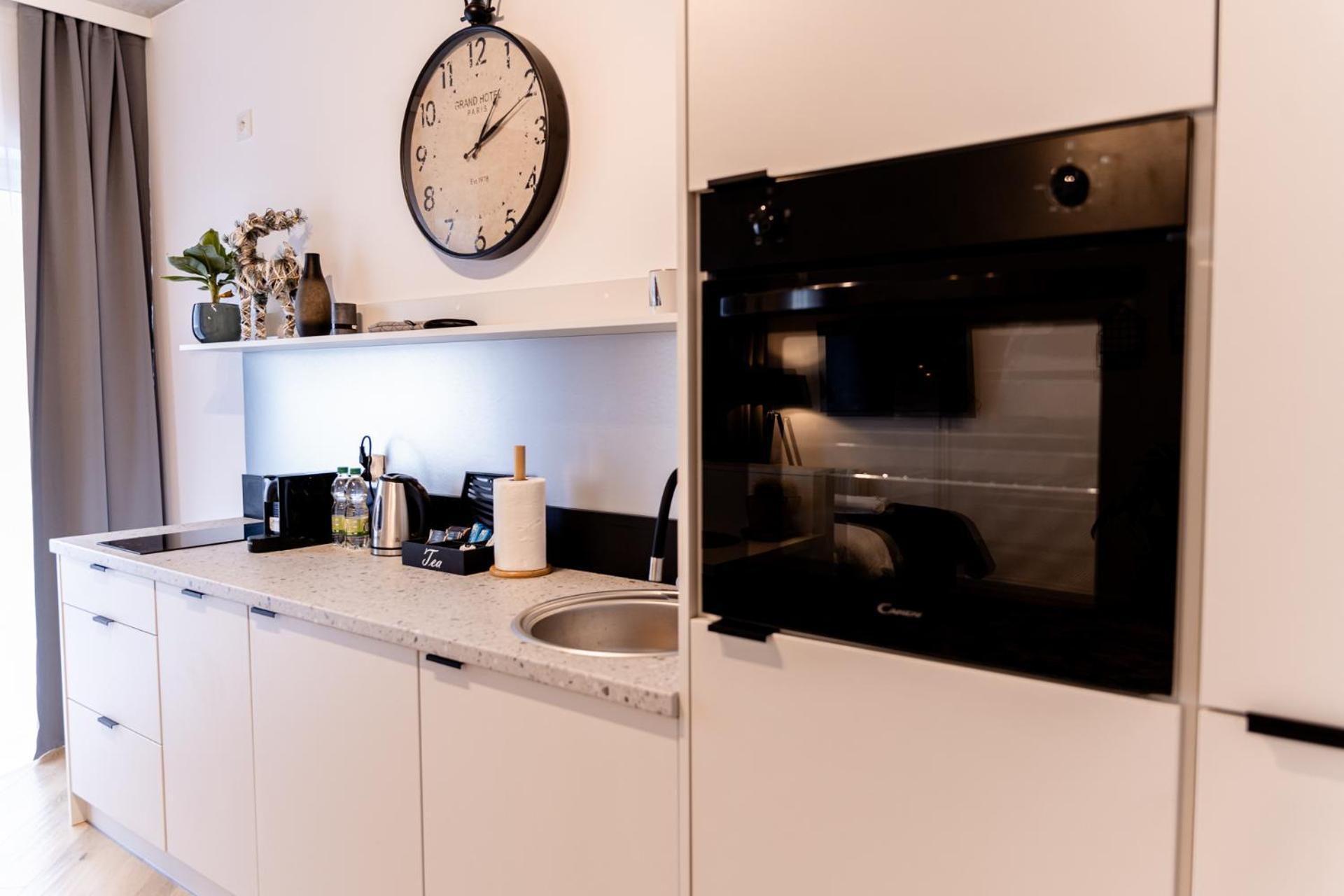 Hop & Lulu Delux Apartments Ґолєнюв Екстер'єр фото